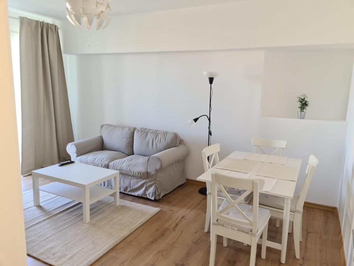 Rene'S Leisure Apartment بوخارست المظهر الخارجي الصورة