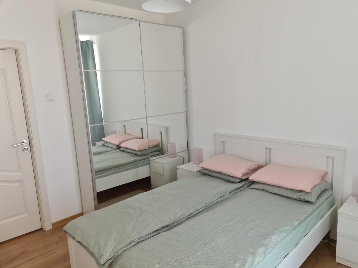 Rene'S Leisure Apartment بوخارست المظهر الخارجي الصورة
